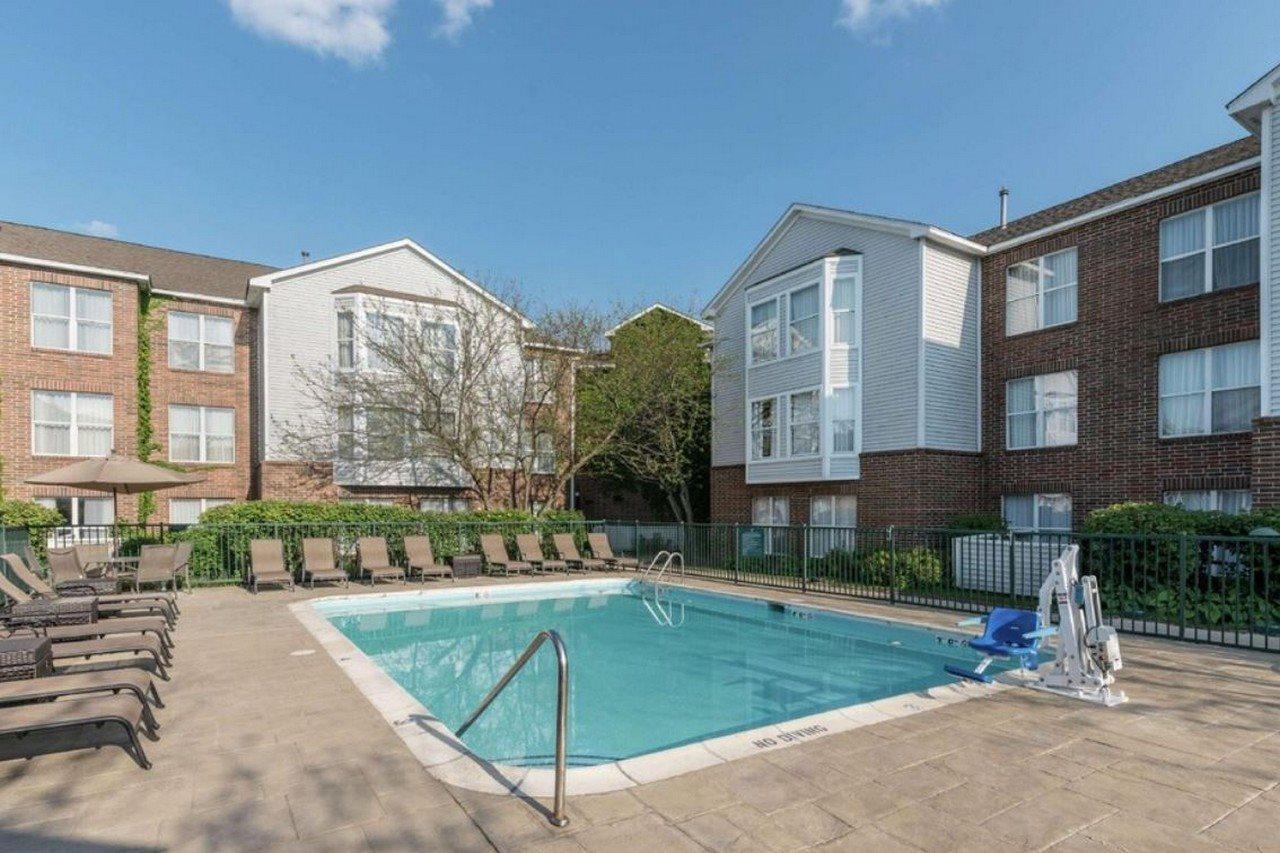 Homewood Suites By Hilton Chicago - Schaumburg Ngoại thất bức ảnh