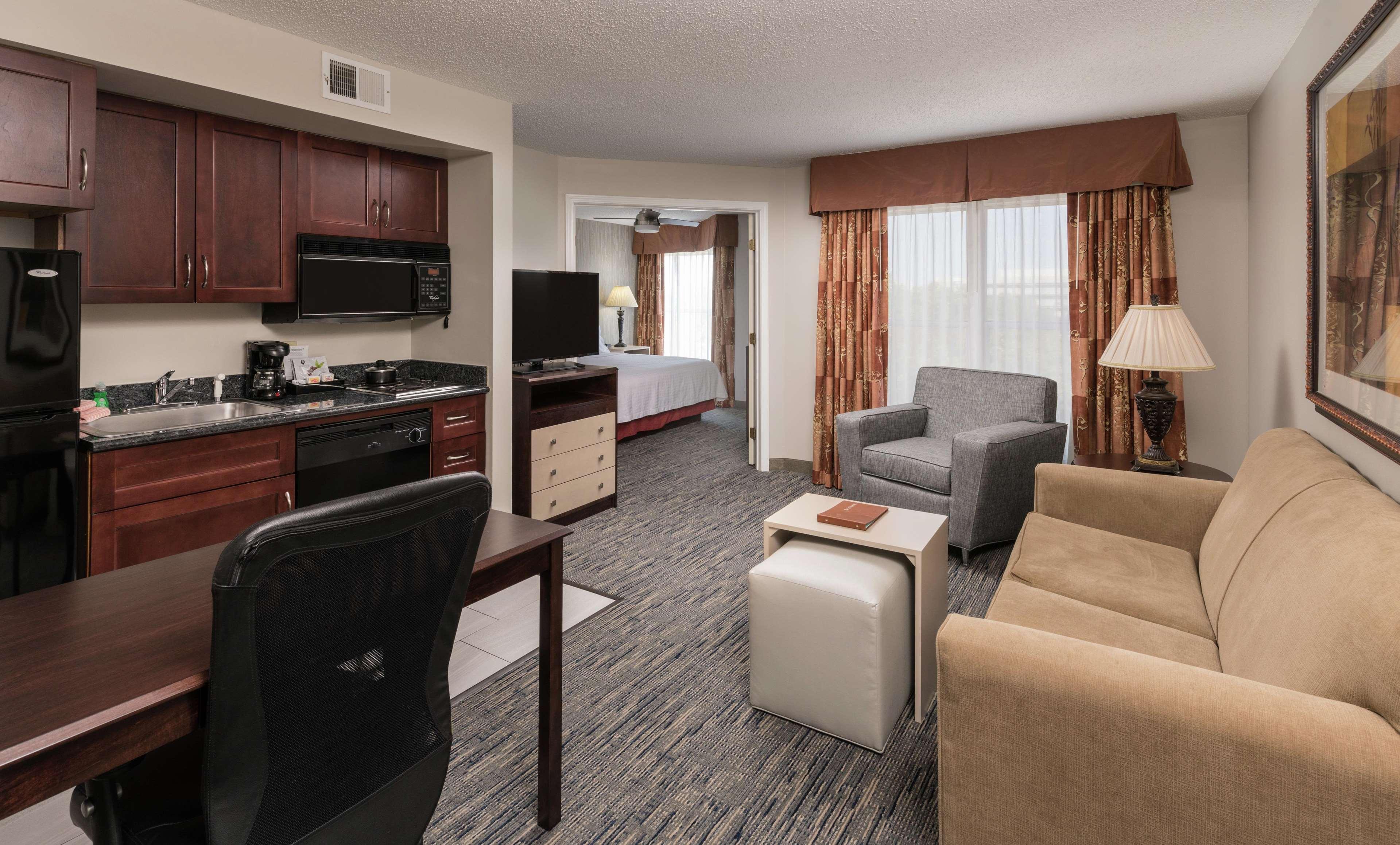 Homewood Suites By Hilton Chicago - Schaumburg Ngoại thất bức ảnh